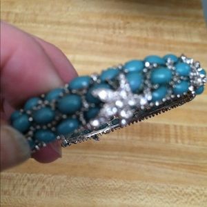 Beautiful Silver bracelet with turquoise inlay